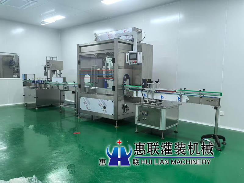 貴陽(yáng)白酒灌裝生產(chǎn)線(xiàn)安裝完畢